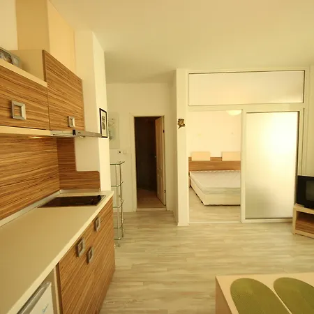 Menada Rainbow 4 Apartment Sunny Beach