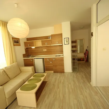 Menada Rainbow 4 Apartment *