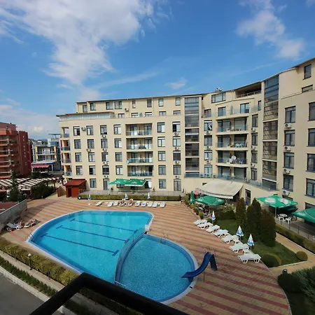 Apartment Menada Rainbow 4
